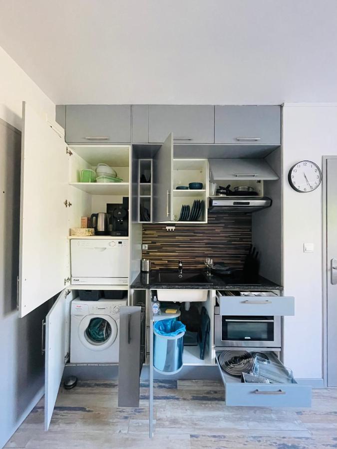 Dnn - Stylish Studio - Free Wifi, Netflix And Parking - Min Away To Basel And Airport - Dishwasher, Washing Machine سا لووي المظهر الخارجي الصورة