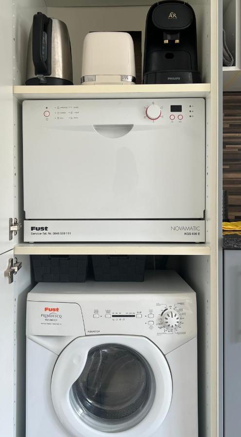 Dnn - Stylish Studio - Free Wifi, Netflix And Parking - Min Away To Basel And Airport - Dishwasher, Washing Machine سا لووي المظهر الخارجي الصورة
